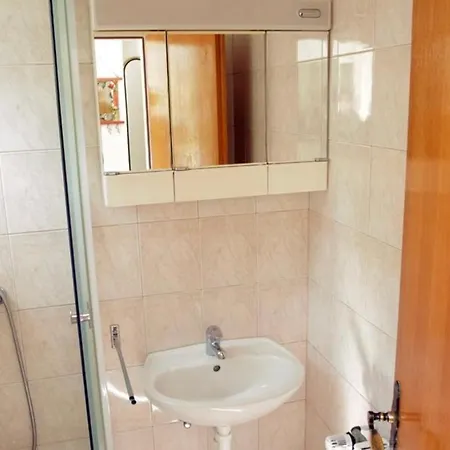 Apartments By The Sea Zuljana, Peljesac - 4577 Apartment *
