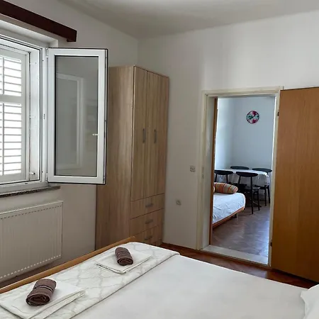 Apartments By The Sea Zuljana, Peljesac - 4577